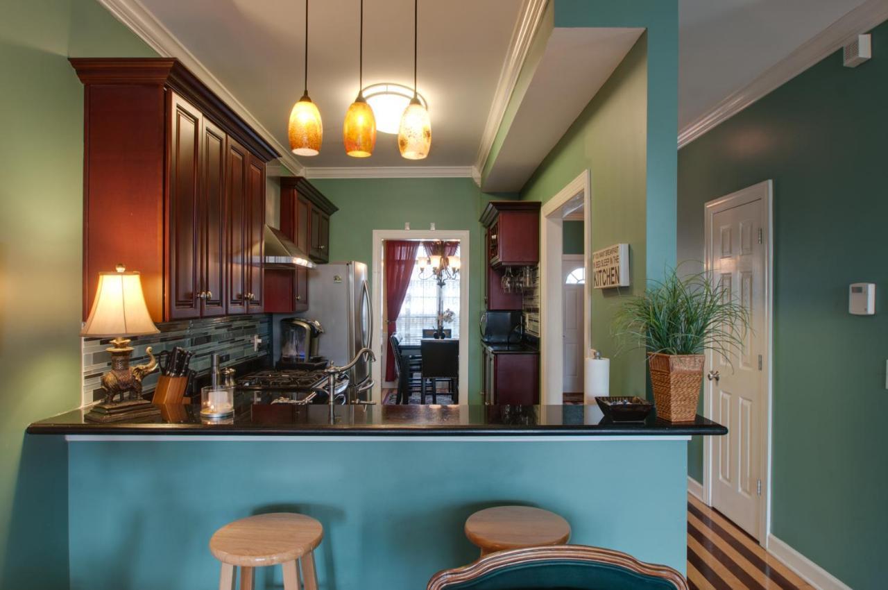 Vacation Home 5 Mins To Down Town 2 Bedrooms 2 Baths Garden Area Hot Tub Nashville Dış mekan fotoğraf